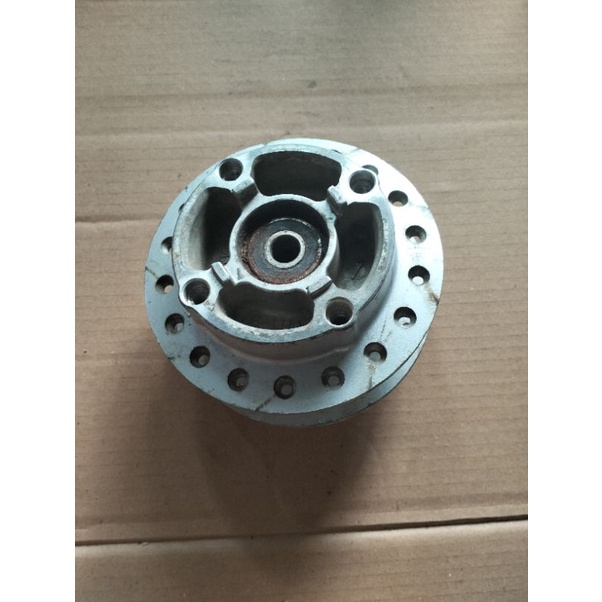 tromol depan Revo absolut