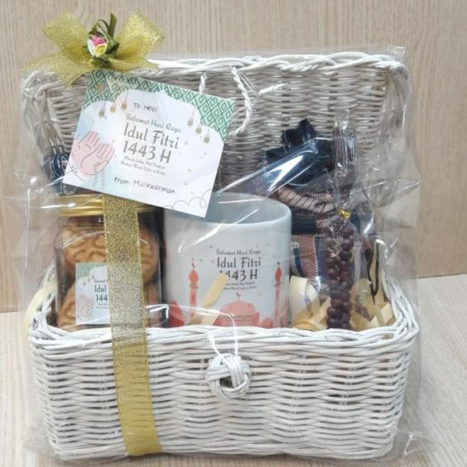 

%$%$%$%$] Parsel Ramadan lebaran sajadah hampers rotan koper