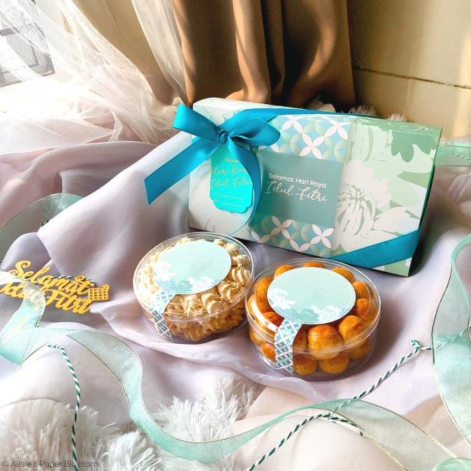 

Promo Parsel Kue Kering Idul Fitri Premium - Hampers Lebaran Ramadan