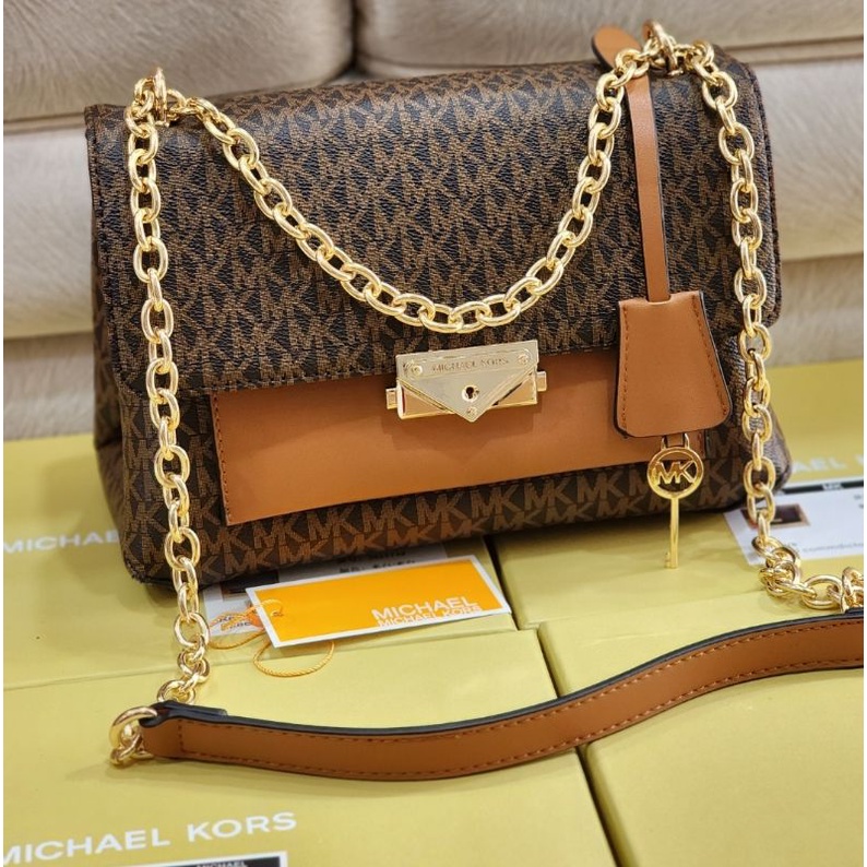 mk cece +box 24x17x11 cm