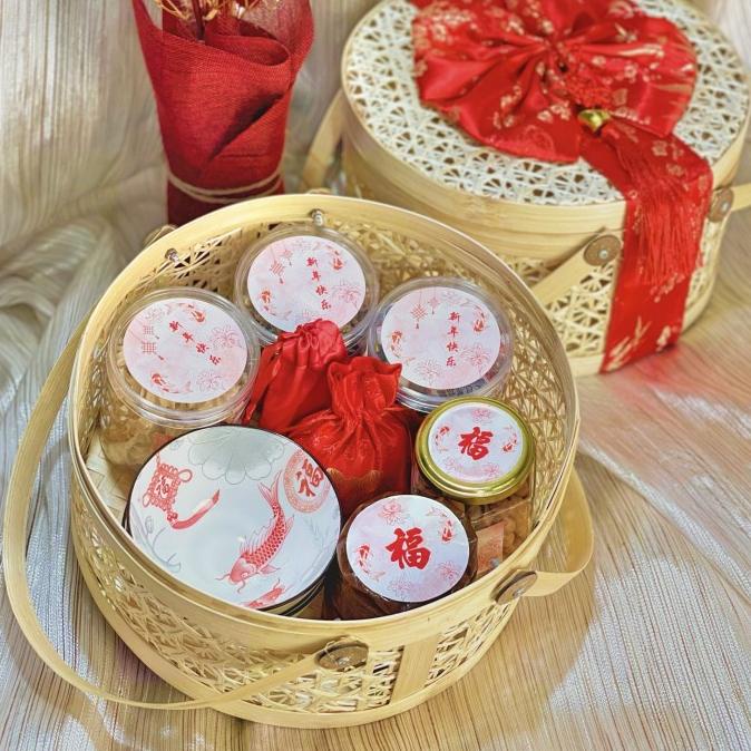 

Beijing Hamper/CNY hamper/kado imlek/hampers imlek/parcel kue kering