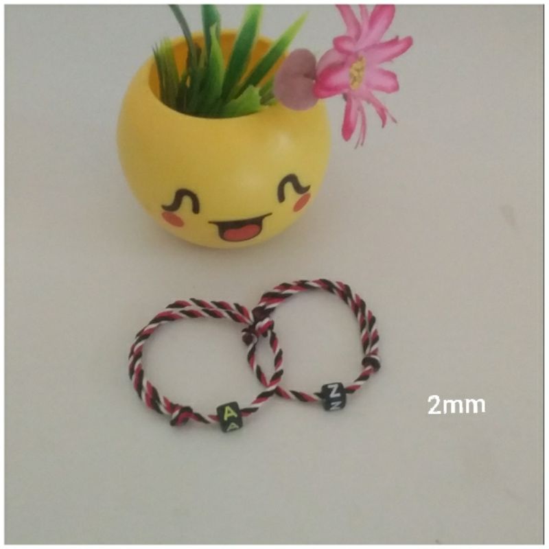 gelang tridatu 2mm/gelang telon bayi inisial A-Z/gelang telon manik huruf