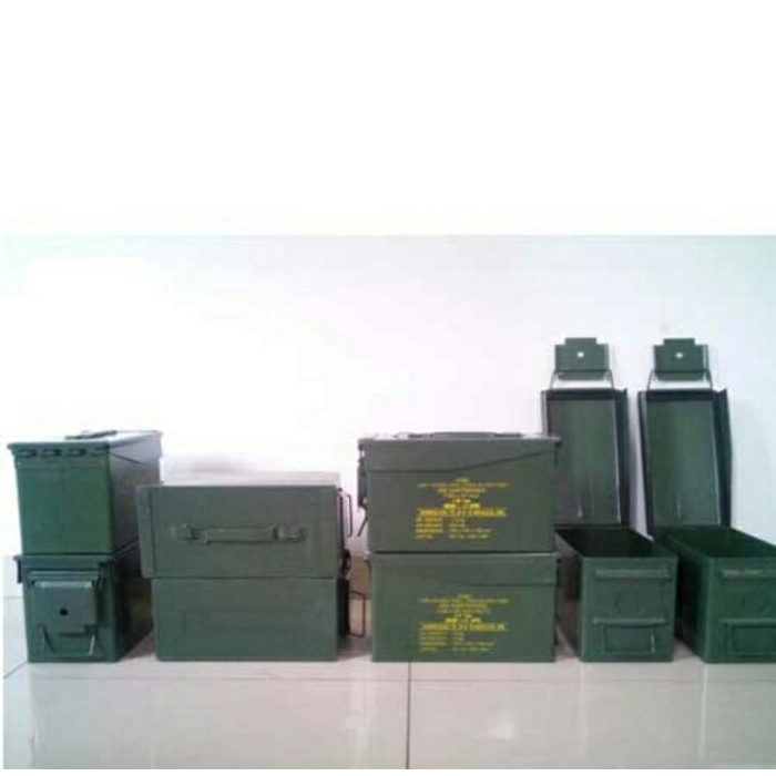 KOTAK PELURU BESI/BOX PELURU BESI/KONDISI 90%