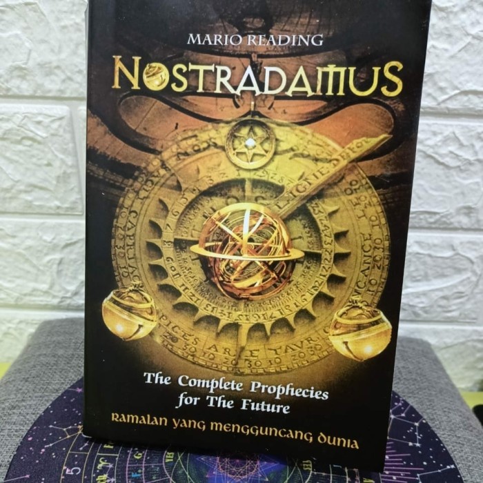 Buku Nostradamus Ramalan yang Mengguncang Dunia