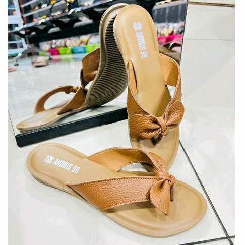 Sandal Kulit Capit Wanita