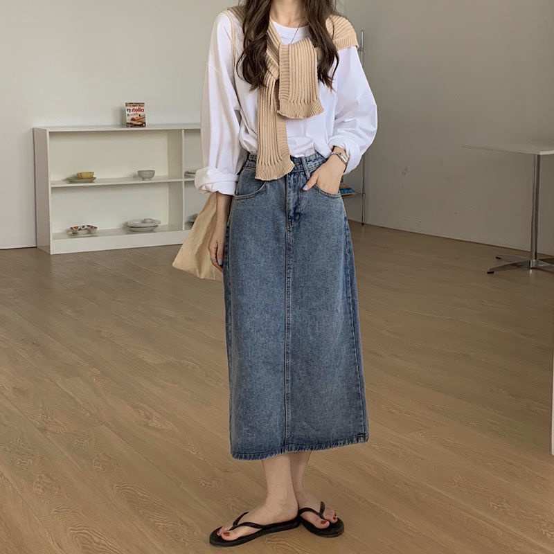 Red Gaya retro Hong Kong dengan pinggang tinggi dan rok denim A-line tipis siswa perempuan menutupi selangkangan rok setengah panjang di atas lutut