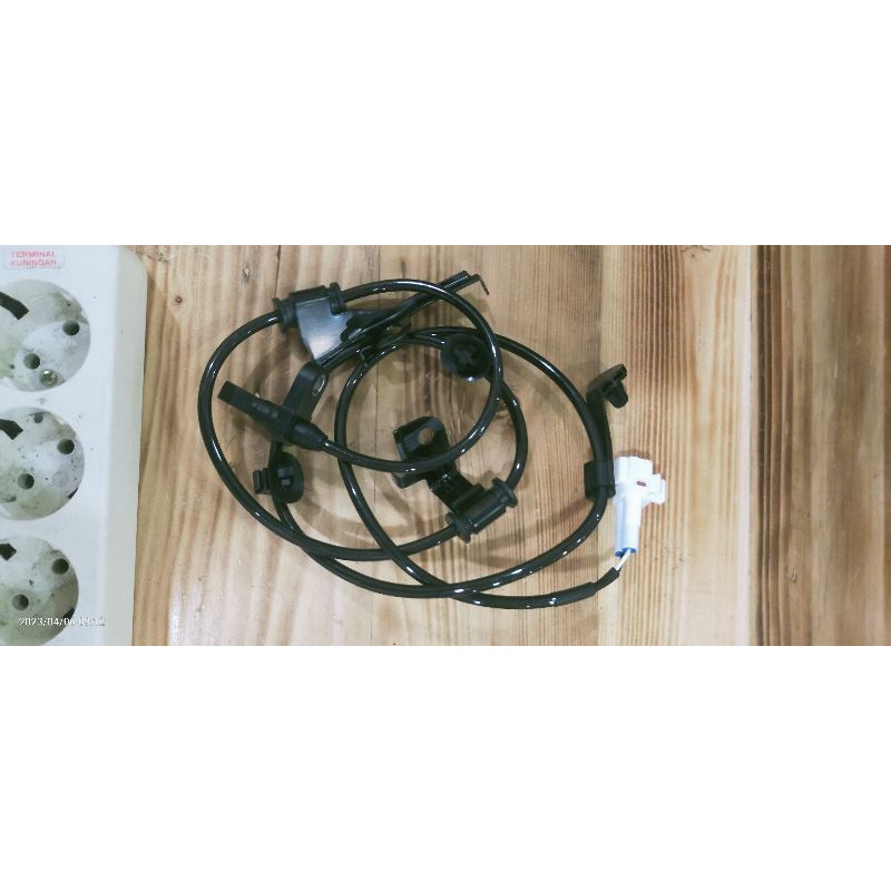sensor kecepatan mobil Vios Yaris abs