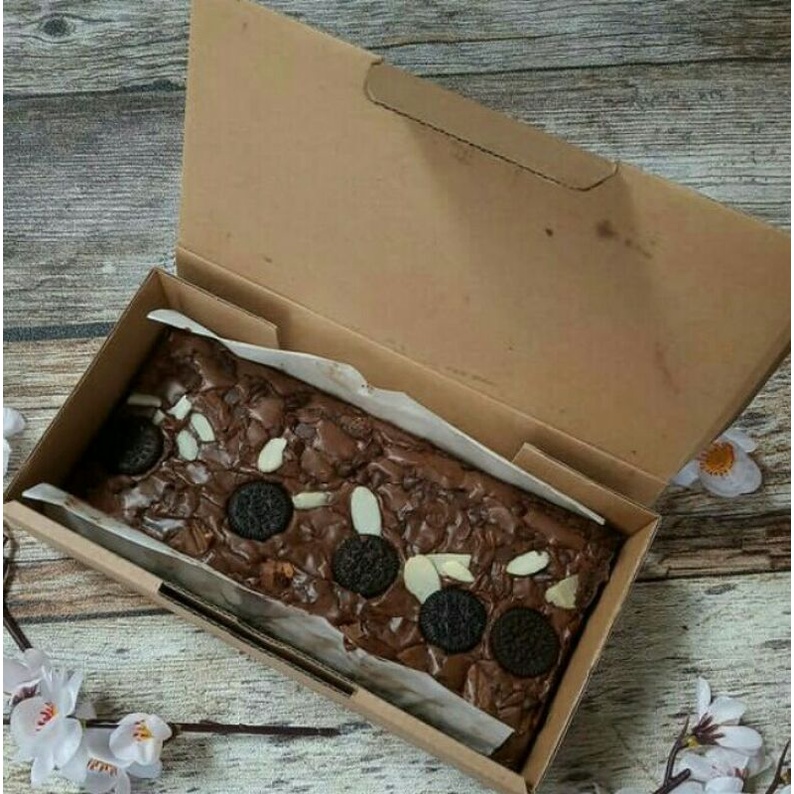 

Premium fudgy brownies 20*10