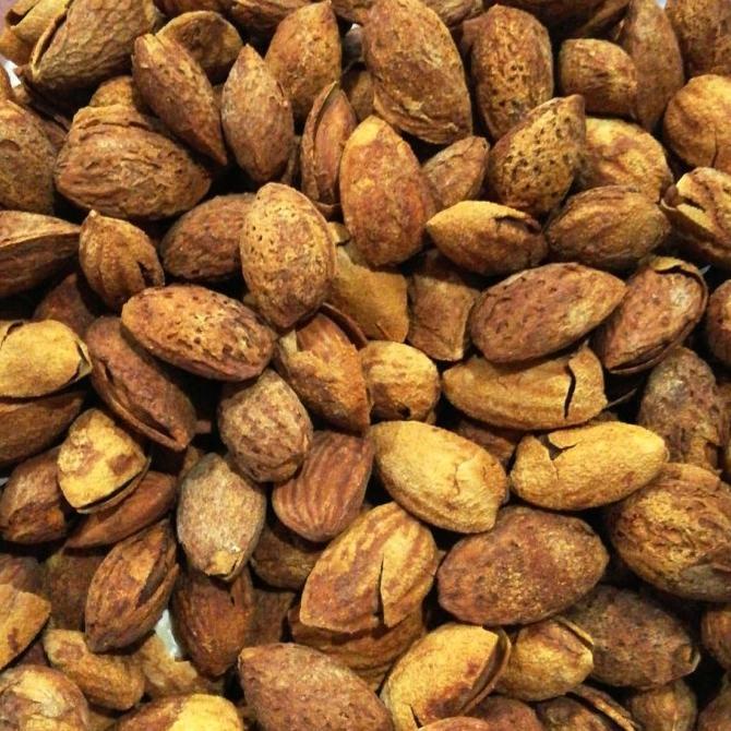 

Promo 1 kg kacang almond kulit panggang ( VANILLA )