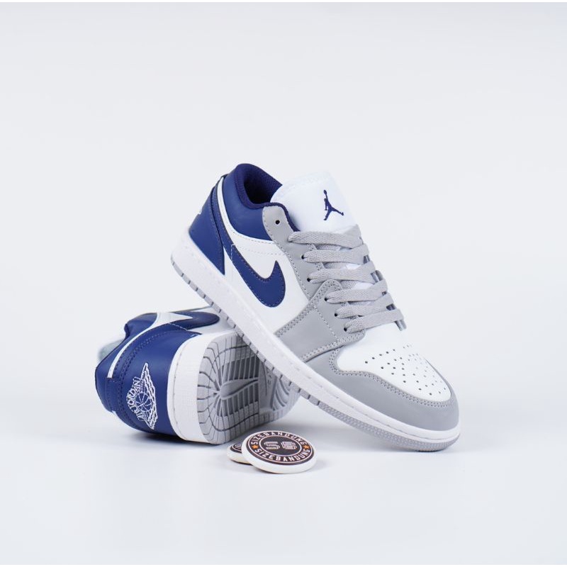 Sepatu Nike air jordan 1 low french blue White