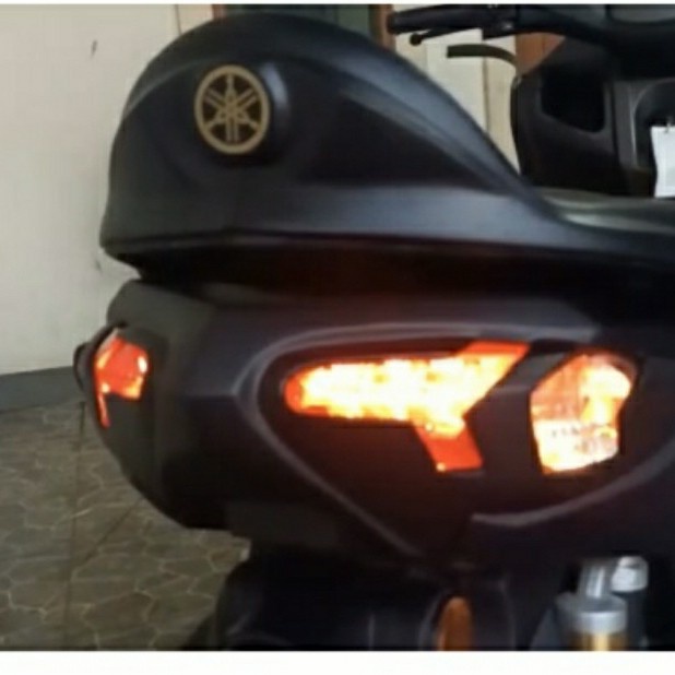 SANDARAN JOK NMAX 2020. BACKREST NMAX 2020 BEHEL JOK NMAX 2020