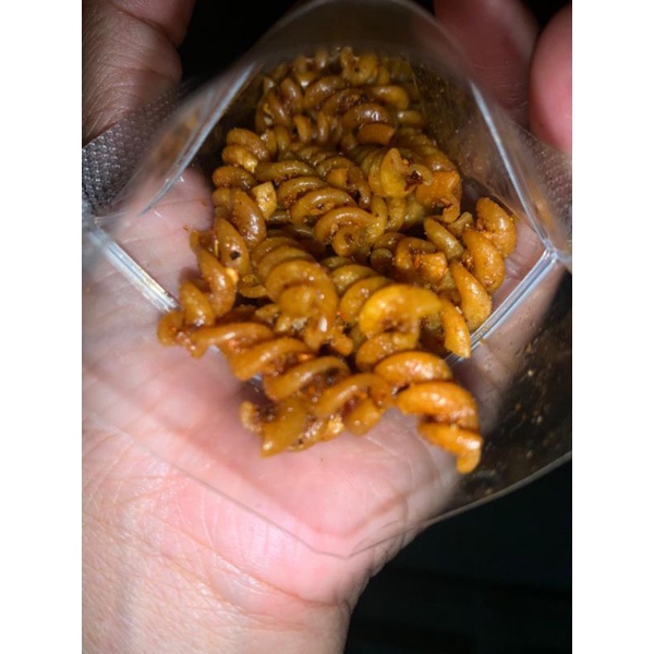 

MAKARONI SPIRAL EXTRA PEDAS/MAKARONI SPIRAL ORIGINAL/KRIPIK MAKARONI