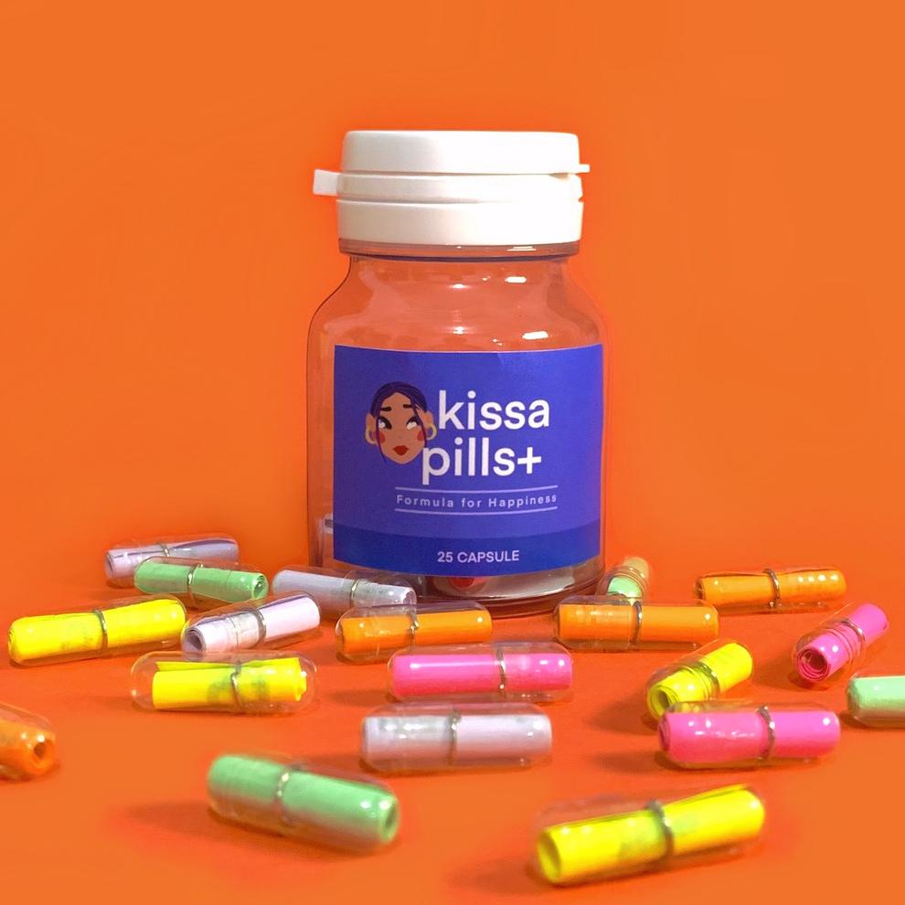 

Viral Adena Studio Sticker Pills / Stiker Botol Set