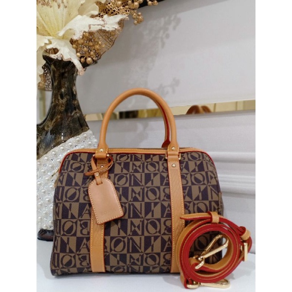tas Bonia Speedy M original