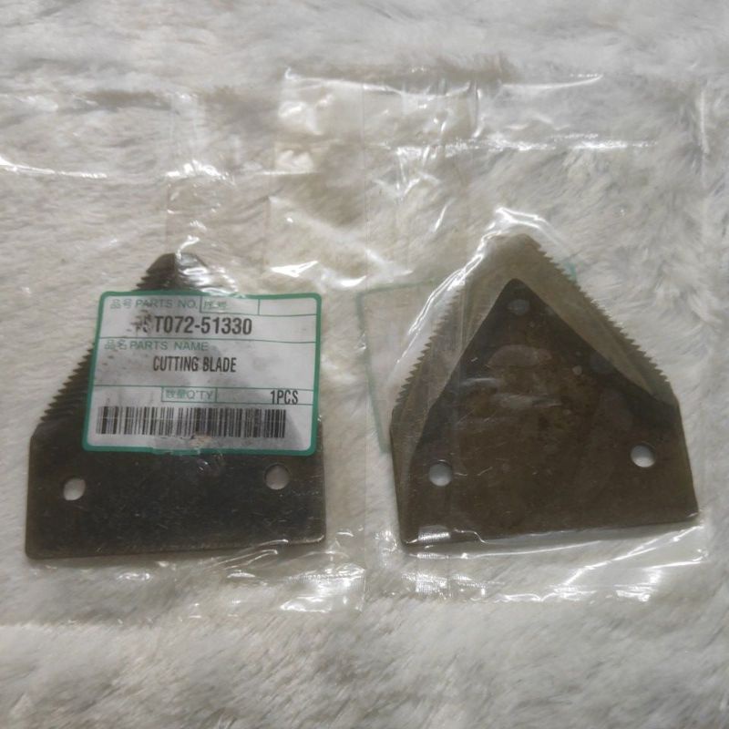 

pisau combine cutting blade kubota 5T072-51330 + 2pcs paku rivet