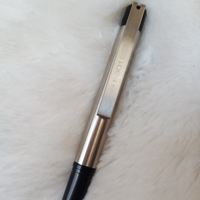 

BISA COD Zebra F301 Compact pulpen jokowi /ALAT TULIS AESTHETIC/ALAT TULIS SET/ALAT TULIS SEKOLAH