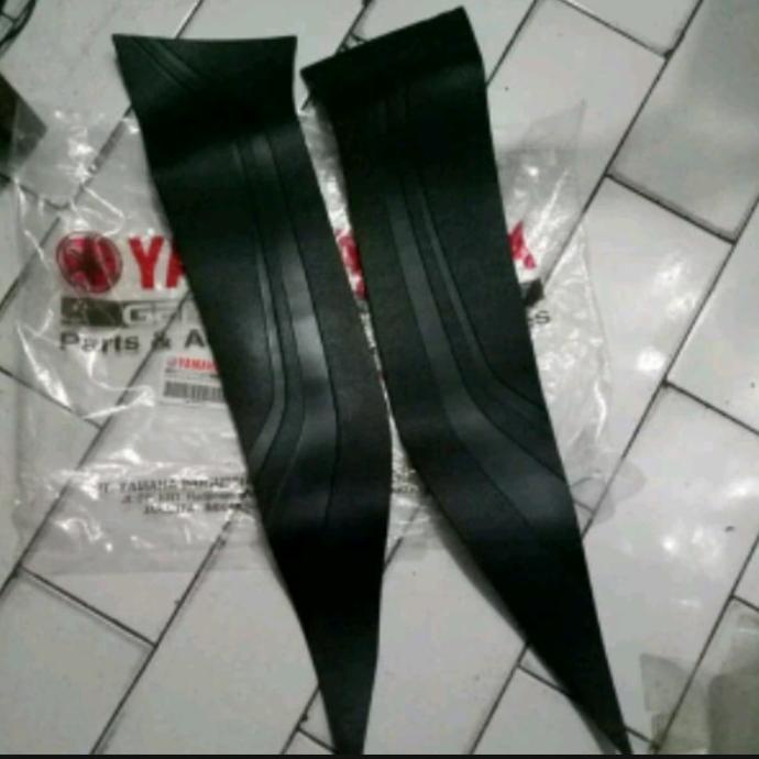 Karpet karet Pijakan kaki yamaha Aerox 155 original