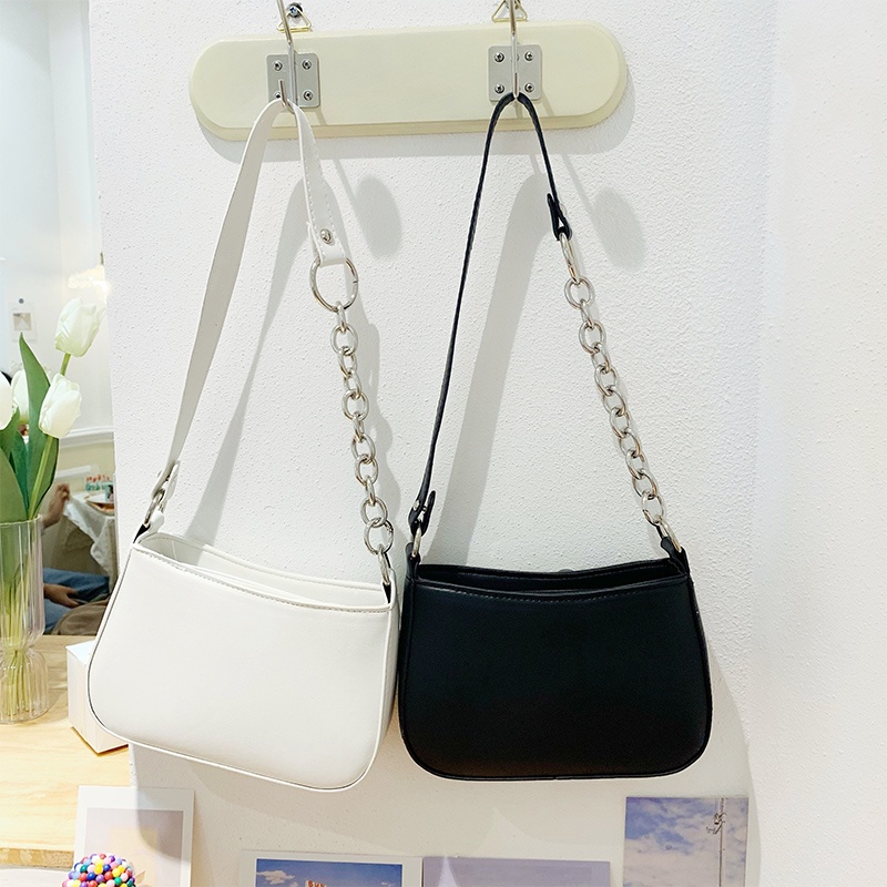 Red Tas ketiak putih French stick bag niche design Messenger bag 2022 new bag women s summer shoulder small chain bag