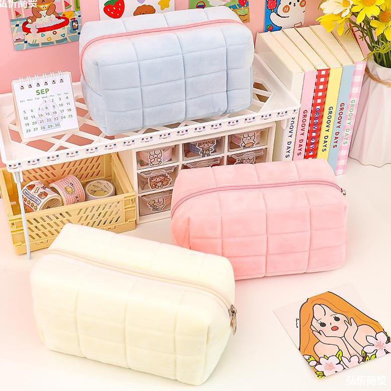 

[KODE NNNZF] Kawaii Pencil case Large capacity School Supplie stationery