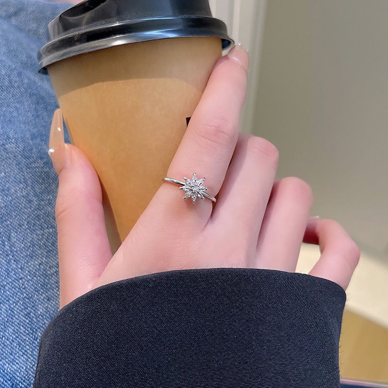 Cincin Snowflake Zirkon Indah Gaya Baru Untuk Wanita Perhiasan Tangan Populer Mewah