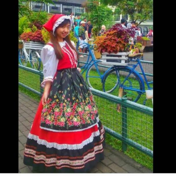 [KODE HP4381P] baju adat Belanda/ kostum Belanda