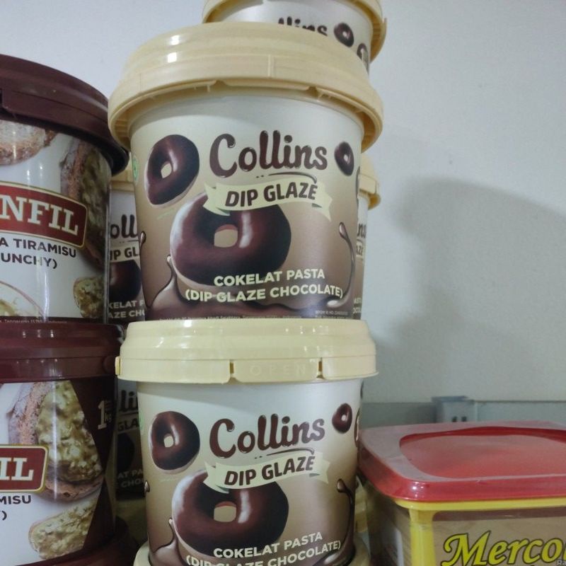 

Collins Dip Glaze Coklat Pasta 1Kg