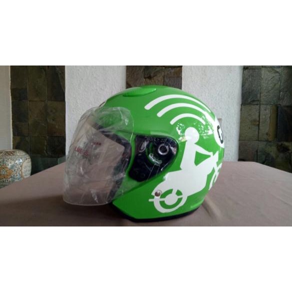 helm Gojek