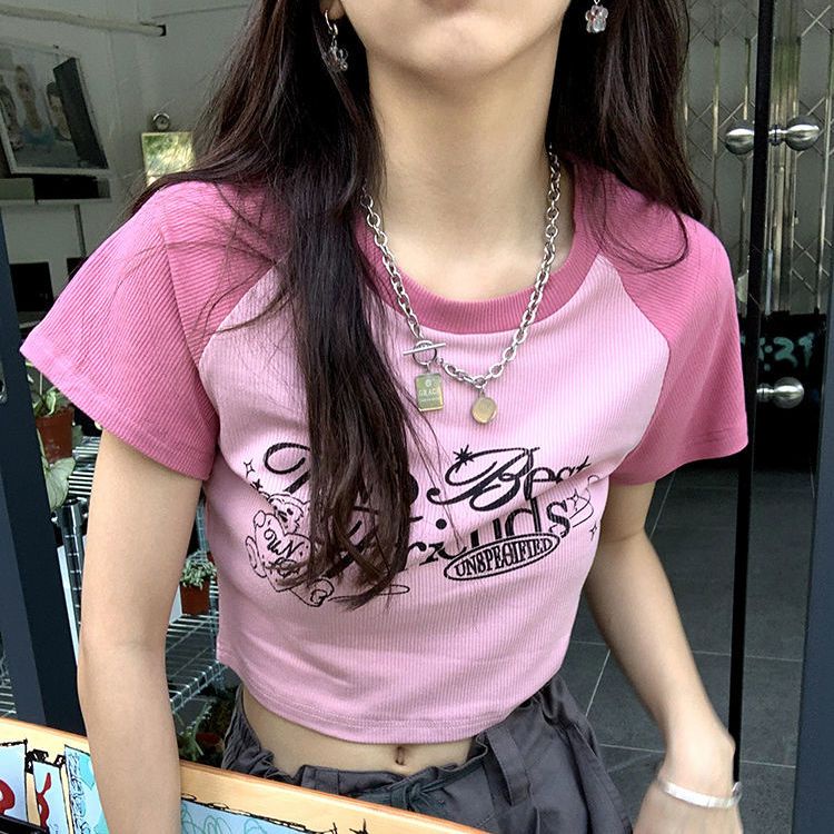 Red American Retro T-shirt Pendek Wanita Lengan Pendek Musim Panas Baru Warna Kontras Gadis Panas Tubuh Langsing Kemeja Pinggang Tinggi Ketat top In Tide