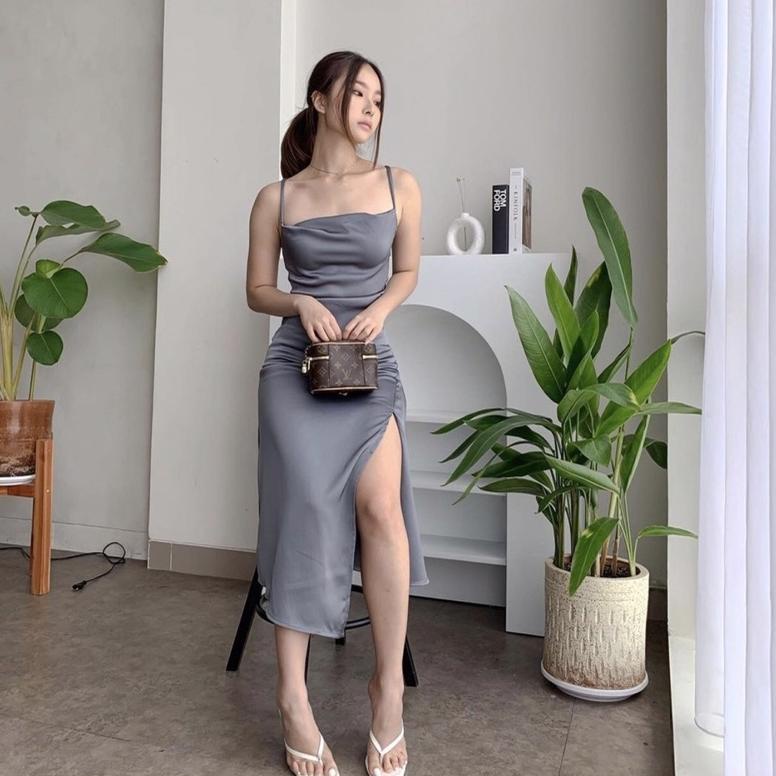 Terlaris Velove Satin Dress Korea Bodycon Fit ( With Flare Bottom ) - Prom Night Gown - Midi Dress K