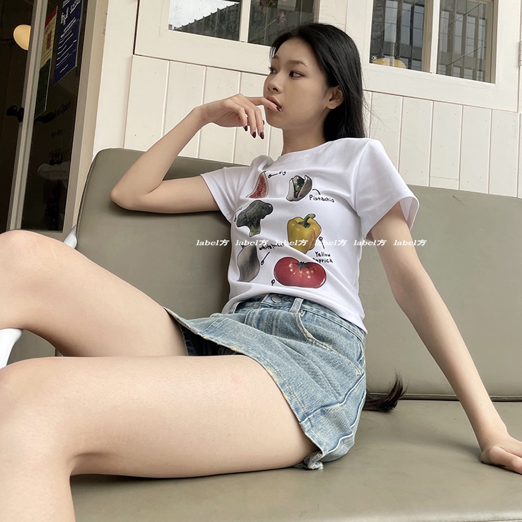 Red Sayuran cetak pendek slim fit lengan pendek T-shirt wanita 2023 musim panas versi Korea baru mengurangi usia dan tipis hot gadis atasan pendek