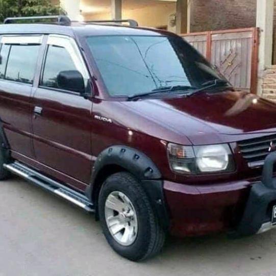 Over Fender Mitsubishi Kuda