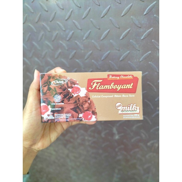 

FLAMBOYANT COMPOUND CHOCO 250GR (DARKMILK) /coklat/cokelat batang /lagie/Flamboyan