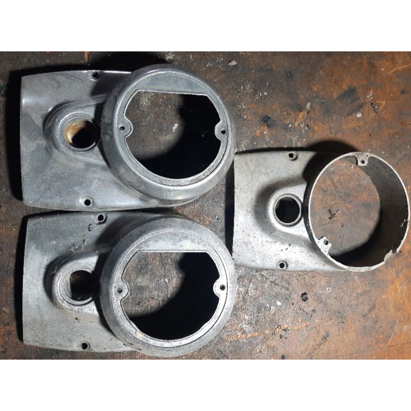 Cover Tutup Magnet Suzuki GT250 GT 250