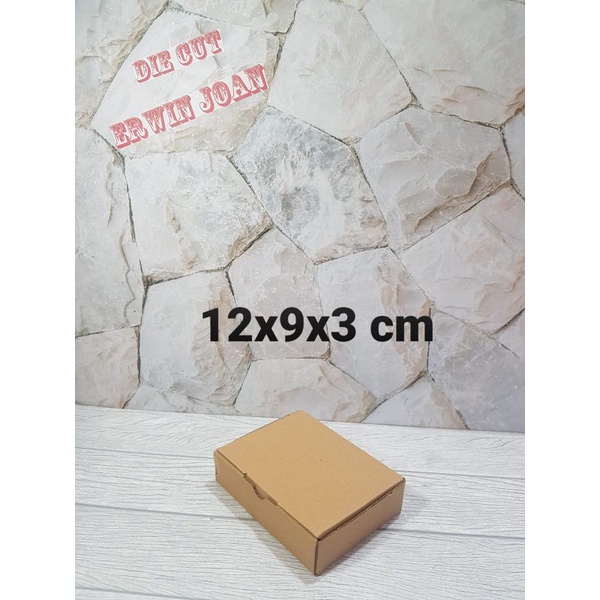 

Kardus Box 12x9x3 cm Kotak Karton Die Cut