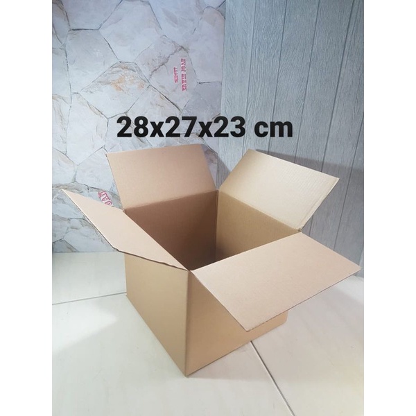 

Kardus / Box / 28x27x23 cm / Karton Polos Baru ST