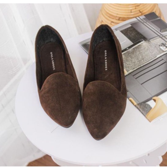 flash sale 7,7 Flat Shoes Wanita Polos suede BK 09