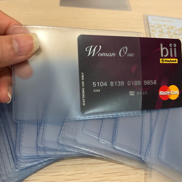 

Dijamin Ori Plastik etoll plastik idcard sampul plastik pelindung kartu plastik nametag-burem polos