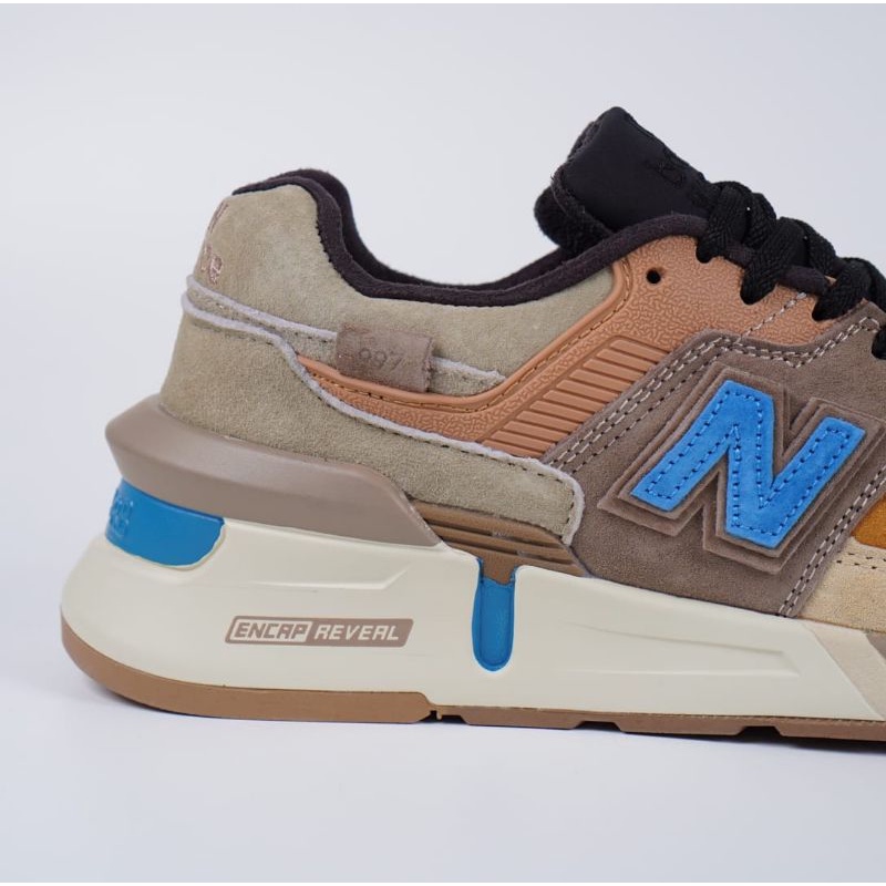 Sepatu New Balance 997 X KITH Nonnative Brown