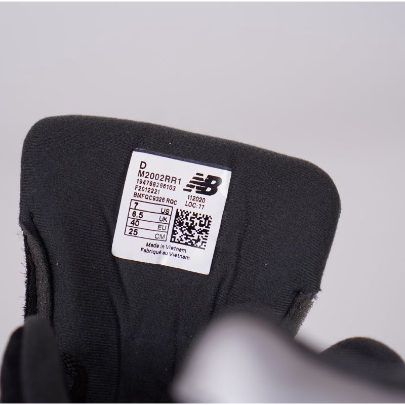 Sepatu New Blance 2002r Black Grey