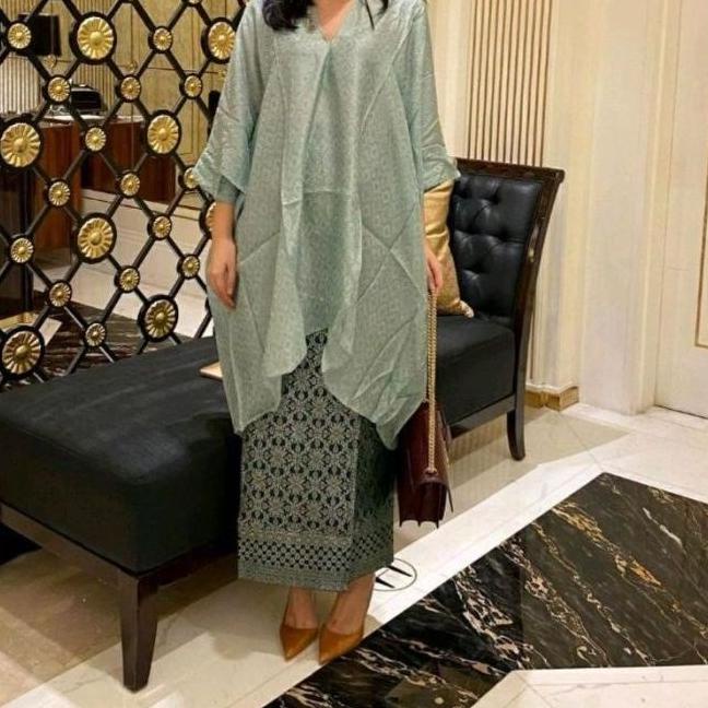 BLOUSE KAFTAN TUNIK ARUNA VISCOSE SEMI SUTRA (hanya atasan)