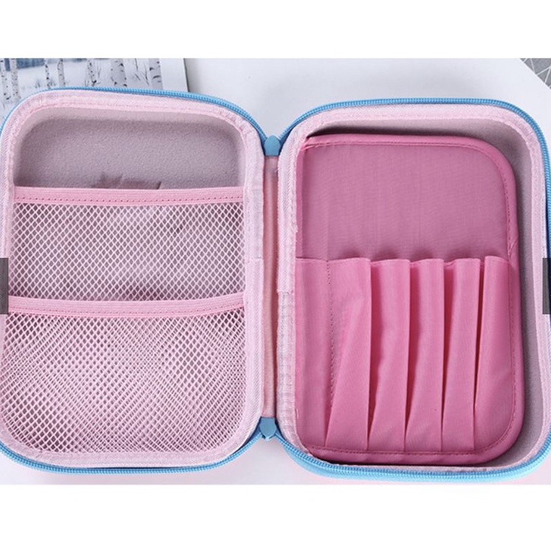 

TEMPAT PENSIL 3D TIMBUL ANAK KARAKTER MOTIF LUCU BAHAN EVA WATERPROOF / KOTAK PENSIL ANAK SEKOLAH