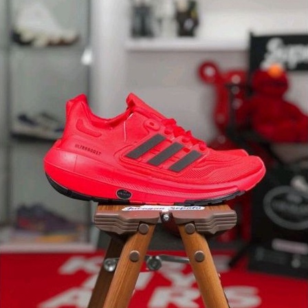 Adidas Ultraboost Light &quot;Solar Red&quot;