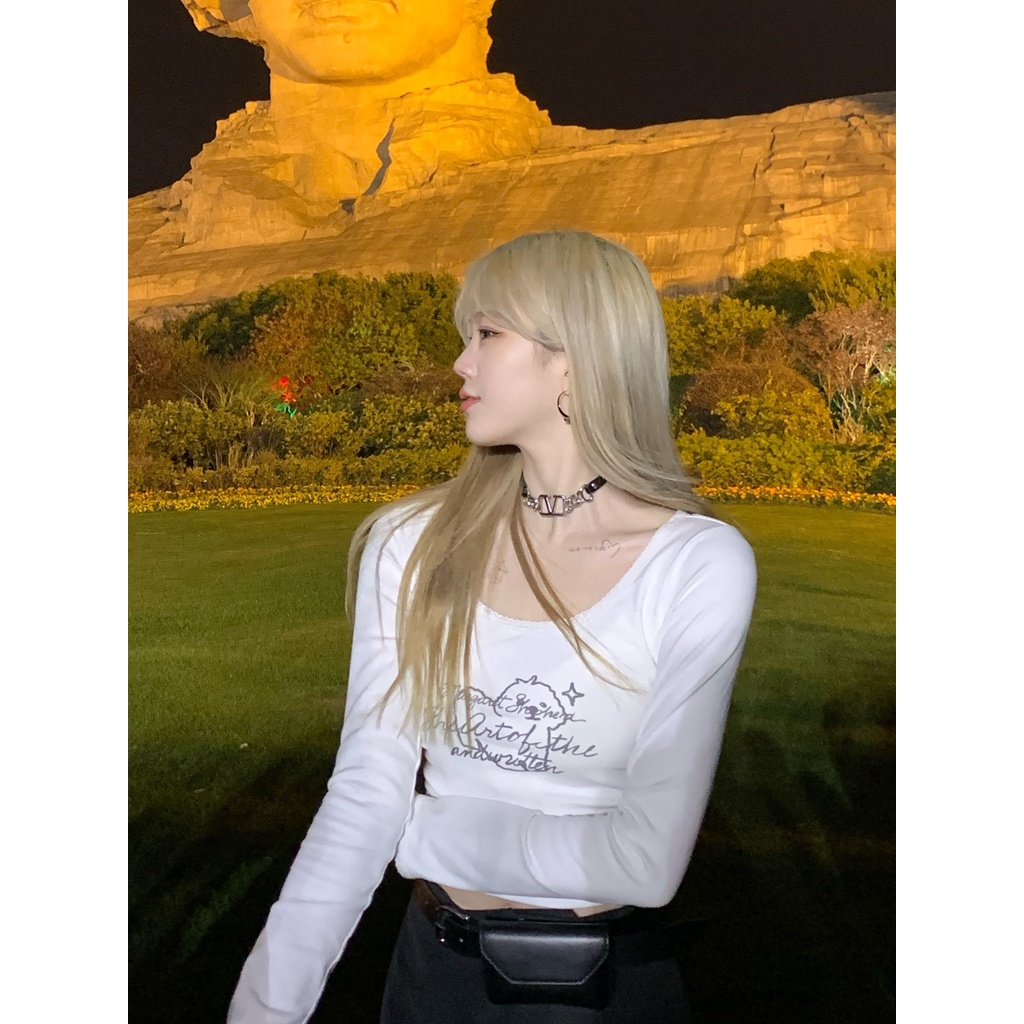 Red Star Puppy T-shirt lengan panjang perempuan [katun] musim semi dan musim gugur Versi Korea dari desain bm rasa slim fit yang unik dan atasan pendek tipis