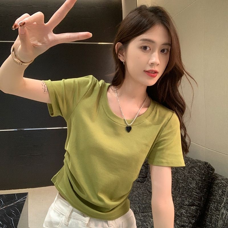 Red T-shirt wanita musim semi dan musim panas versi Korea 2022 desain baru rasa lipatan budidaya diri bagian pendek tipis manis dan pedas murni keinginan atasan lengan pendek