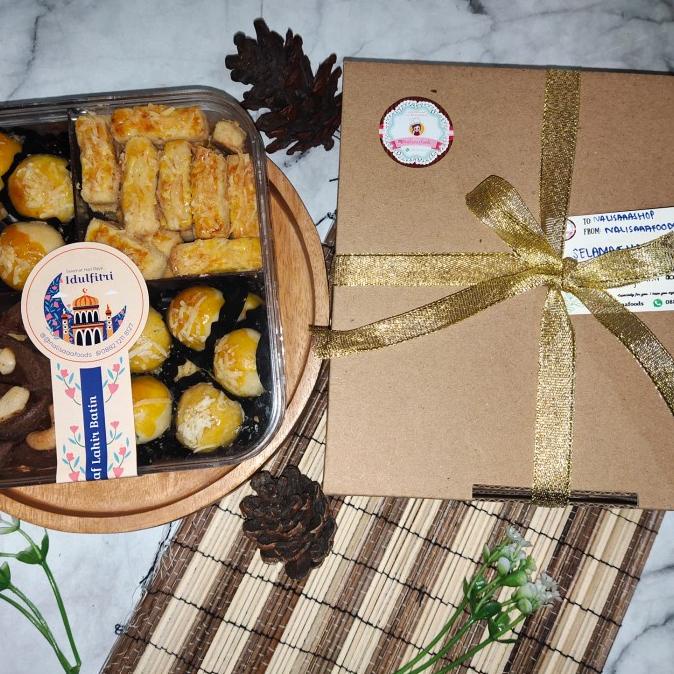 

Paket Hampers Ramadhan Kue Kering Lebaran