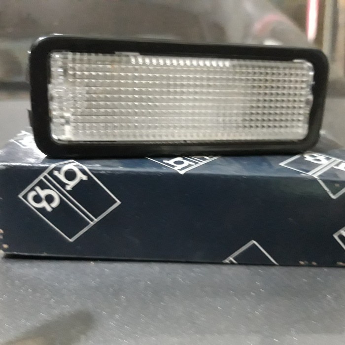lampu plafon peugeot 405 kw