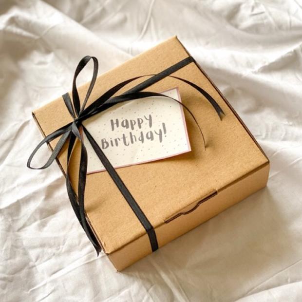 

Promo GIFTS BOX - BOX UNTUK KADO