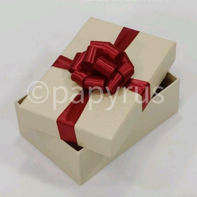 

Promo PAPYRUS 10x15 Tinggi 5cm Kotak Kado Gift Box V2