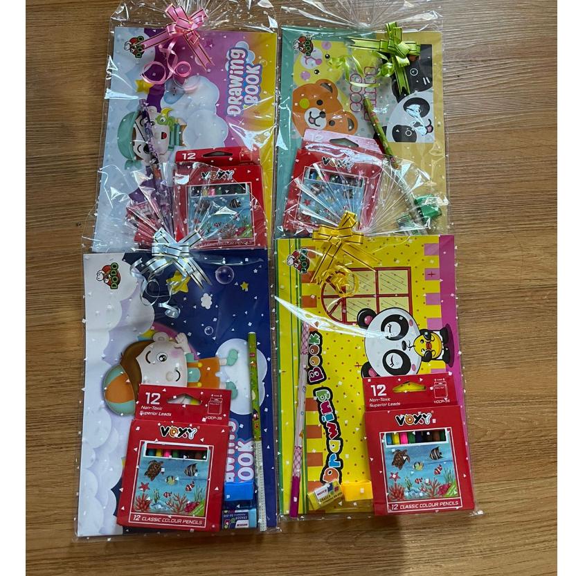

Sale 7.7 Paket alat tulis set mewarnai/bingkisan/souvenir ulang tahun anak