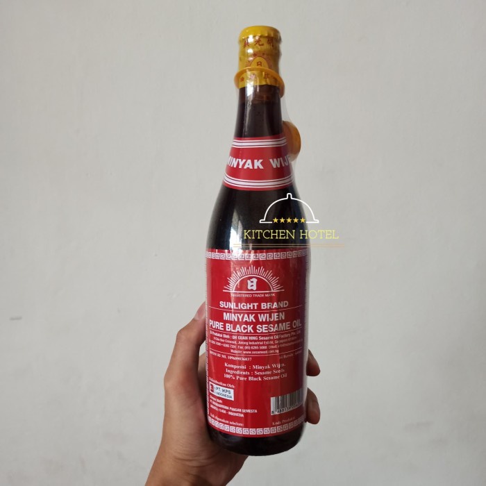 

Sunlight Brand Nyak Wijen 640Ml Pure Bla Sesame Oil Oh Guan Hing